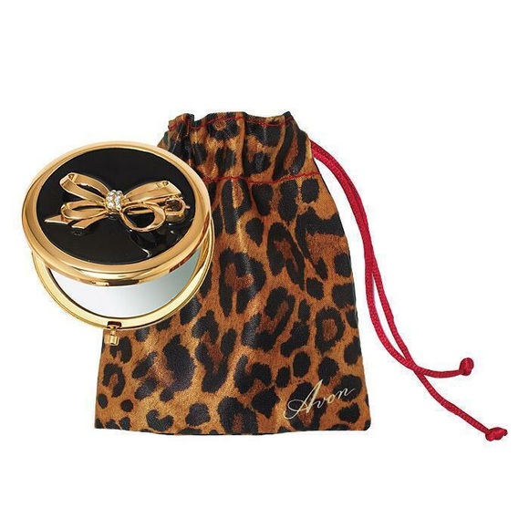 AVON
ICONIC MIRROR COMPACT – BOW - Picture 1 of 5